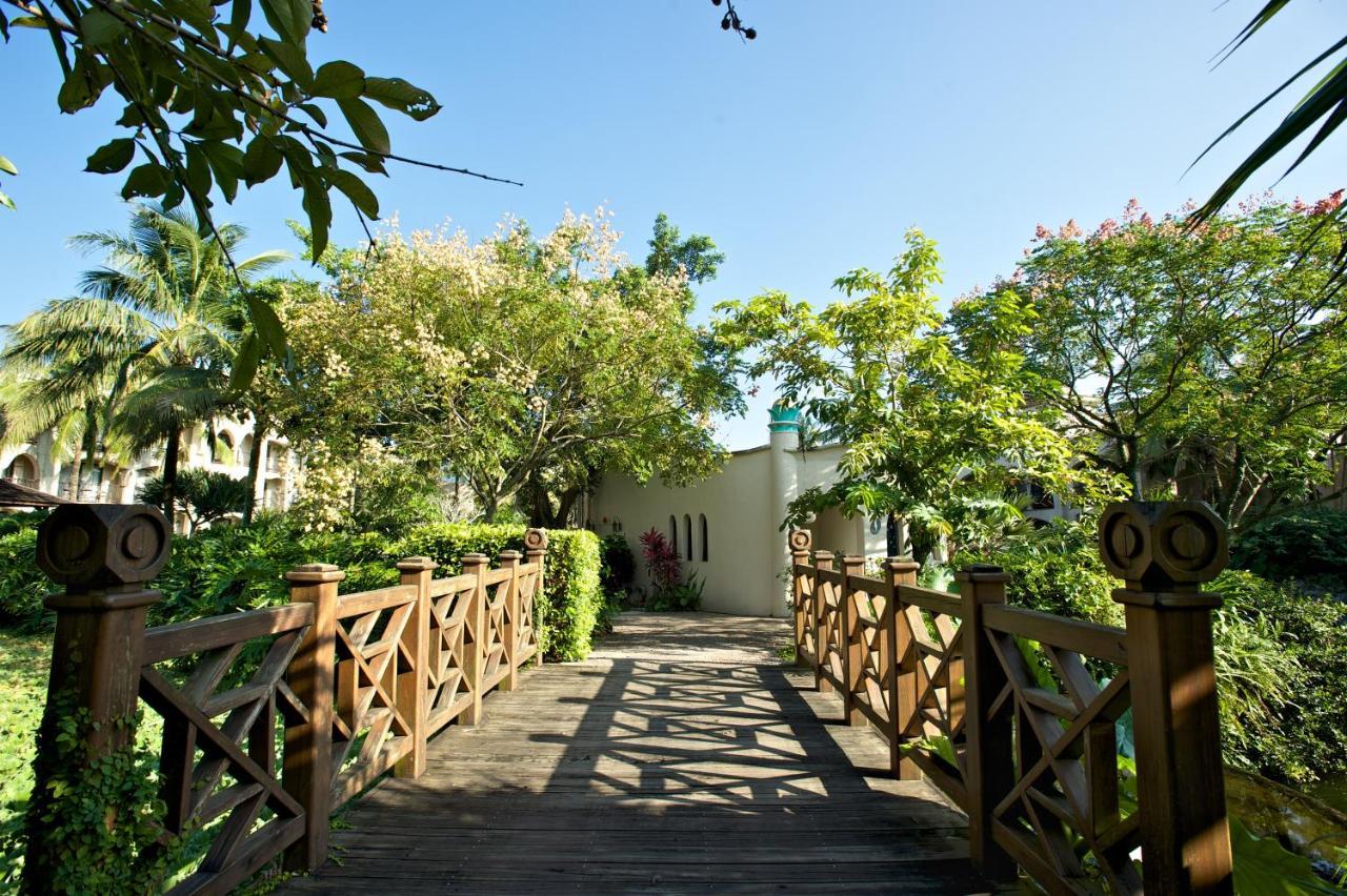 寿丰 花莲理想大地渡假饭店酒店 外观 照片 The bridge leading to the lighthouse